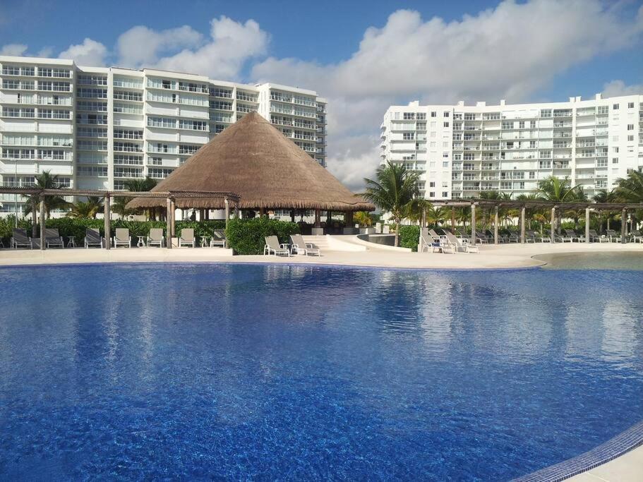 Punta Me Luxury Apartments Ocean View & Beach Front In Amara Κανκούν Εξωτερικό φωτογραφία