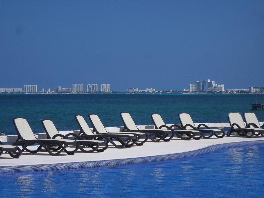 Punta Me Luxury Apartments Ocean View & Beach Front In Amara Κανκούν Εξωτερικό φωτογραφία